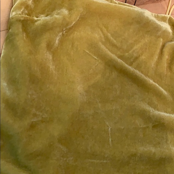 Cupcakes and cashmere velvet top size small - Picture 3 of 6